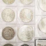 Konvolut Silbermünzen Österreich 25, 50, 100 - Foto 2