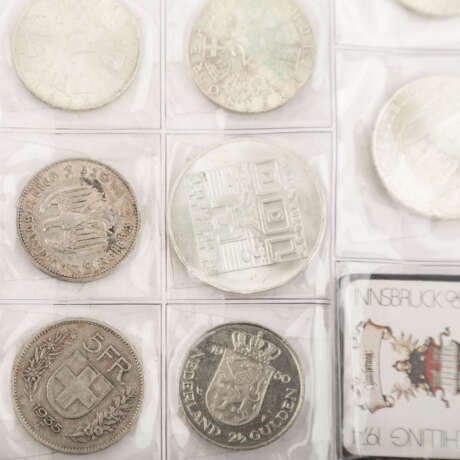 Konvolut Silbermünzen Österreich 25, 50, 100 - Foto 4
