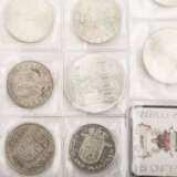 Konvolut Silbermünzen Österreich 25, 50, 100 - фото 4