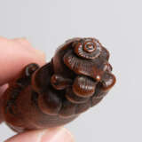 Holz-Netsuke von Mitsunobu - photo 8