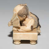 Netsuke von Yasumasa (Homei) - фото 3