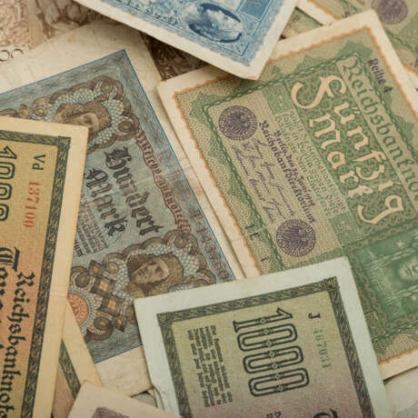 Weltmünzen und Banknoten im Konvolut, - фото 2