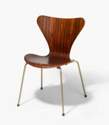 Arne Jacobsen, Stuhl "3107"