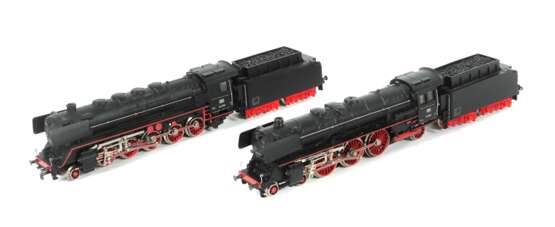 2 x Dampflok Märklin, Spur H0, 1 x Dampflok mit Tender 3047,… - Foto 1