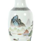 Vase China, Republik/20. Jh., Porzellan, polychrome Landscha… - фото 1