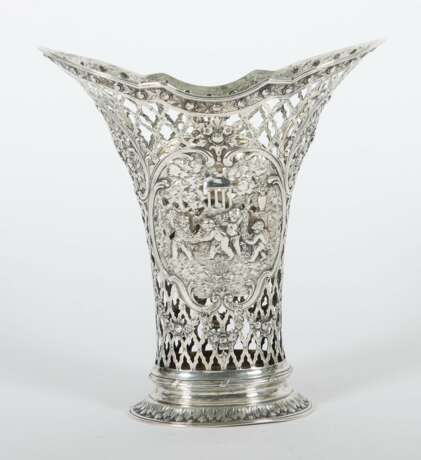 Großer Silberkorb wohl Hanau, um 1900, Silber 800, ca. 660 g… - фото 1