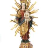 Bildschnitzer des 18./19. Jh. ''Strahlenkranzmadonna'', Holz… - Foto 1