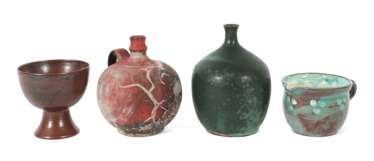 4 Keramiken 2. H. 20. Jh., beiger bzw. rötlicher Scherben, 1…