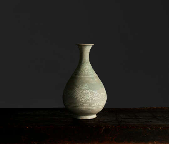 A BUNCHEONG SLIP-DECORATED STONEWARE BOTTLE - Foto 2