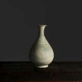 A BUNCHEONG SLIP-DECORATED STONEWARE BOTTLE - Foto 2
