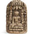 A SILTSTONE VOTIVE STELE OF BUDDHA SHAKYAMUNI WITH THE EIGHT GREAT MOMENTS - Auktionsarchiv