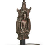 A SMALL BRONZE PLAQUE OF BUDDHA - photo 2