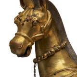 A GILT-BRONZE WIND HORSE - фото 4