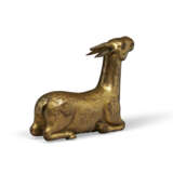 A GILT-BRONZE DEER - photo 6