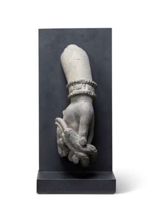 A LARGE GREY SCHIST HAND OF A BODHISATTVA - photo 1