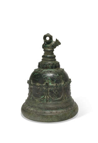 A LARGE BRONZE BELL WITH NANDI - фото 1