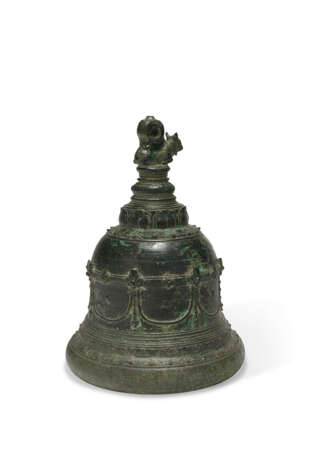 A LARGE BRONZE BELL WITH NANDI - Foto 4