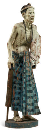 A LARGE PAINTED WOOD FIGURE OF AN ELDER - Foto 10