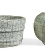 Ming dynasty. TWO GE-TYPE VESSELS