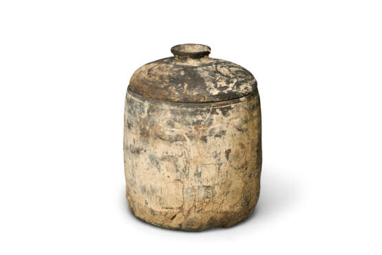 A PAINTED POTTERY CYLINDRICAL JAR AND COVER - photo 1