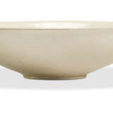 A CARVED DING 'LOTUS’ BOWL - photo 4