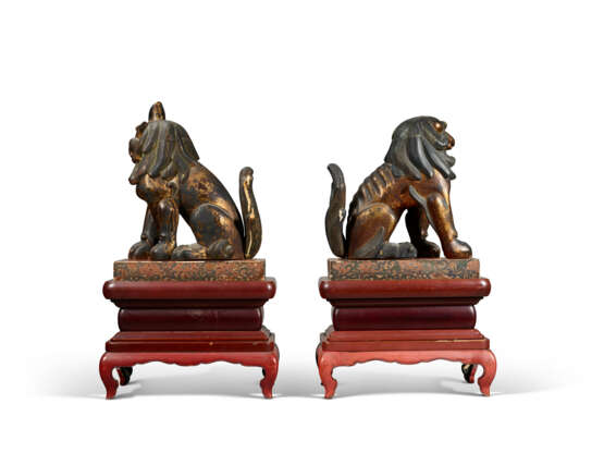 A PAIR OF KOMA-INU (LION-DOGS) - photo 5