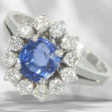 Ring: white gold vintage sapphire/brilliant-cut diamond flow… - фото 1