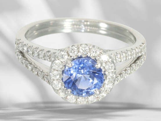 Ring: elegant sapphire/brilliant-cut diamond white gold ring… - фото 4