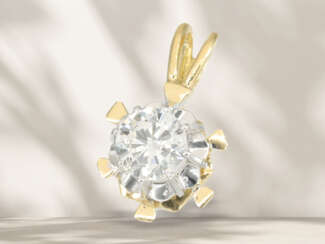 Pendant: gold solitaire brilliant-cut diamond pendant, brill…