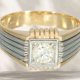Ring: vintage designer brilliant-cut diamond gold ring, soli… - фото 2