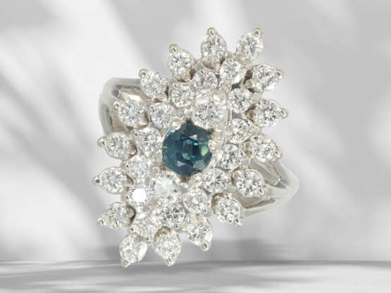 Ring: vintage sapphire/brilliant-cut diamond gold ring, appr… - фото 2