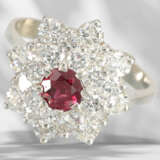 Ring: sehr schöner vintage Rubin/Brillant-Blütenring, ca. 2,… - Foto 1
