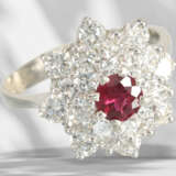 Ring: beautiful vintage ruby/brilliant-cut diamond flower ri… - photo 3