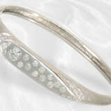 Bangle: vintage brilliant-cut diamond bangle in 18K white go… - photo 2