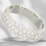 Ring: high-quality platinum ring set with brilliant-cut diam… - photo 1