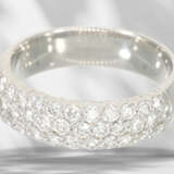 Ring: high-quality platinum ring set with brilliant-cut diam… - фото 3