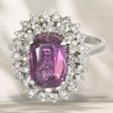 Ring: decorative vintage sapphire/diamond flower ring, beaut… - фото 3