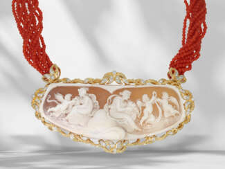 Chain: unique, very unusual coral necklace with cameo and br…