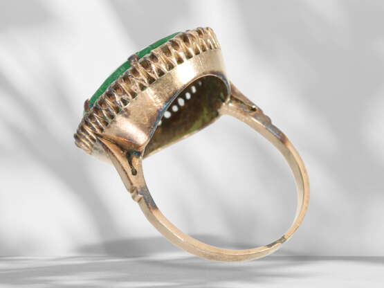 Ring: vintage emerald/brilliant-cut diamond ring with except… - photo 4