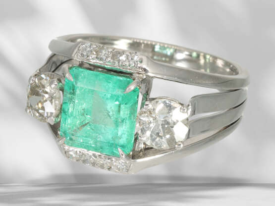 Ring: old emerald/diamond goldsmith ring, Colombian emerald … - фото 2