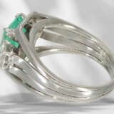 Ring: old emerald/diamond goldsmith ring, Colombian emerald … - фото 5