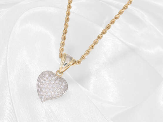 Chain/necklace: gold chain with very beautiful diamond heart… - photo 1