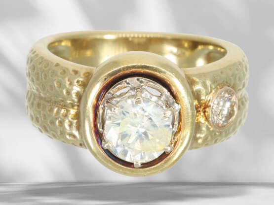 Ring: fancy vintage brilliant-cut diamond gold ring, approx.… - фото 3