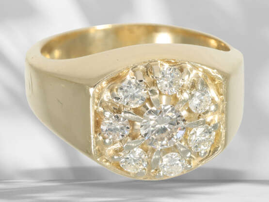 Ring: massiver Brillant-Goldschmiede-Blütenring, ca. 0,9ct B… - Foto 3