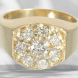 Ring: solid brilliant-cut diamond goldsmith flower ring, app… - фото 4