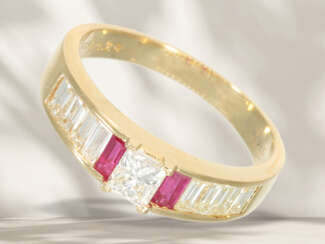 Ring: fine ring with baguette diamonds, princess-cut diamond…