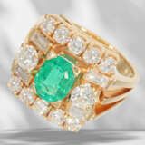 Vintage emerald/brilliant-cut diamond gold ring in 18K gold,… - photo 1