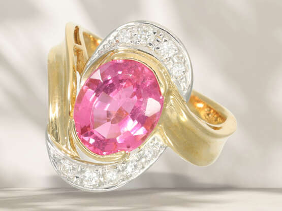 Ring: goldsmith ring with a rare "intense pink" tourmaline a… - фото 1