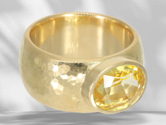Extremely solidly crafted goldsmith ring with a large yellow… - photo 5