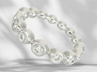 Modern brilliant-cut diamond designer ring by Kim Wempe "Blu…